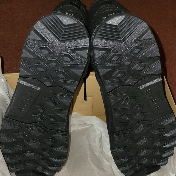 NEW Reebok Club C Sneaker Boots - Picture 4 of 12